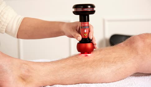 Lábszárfekély kezelése lágylézerrel – Hogyan segítheted a gyógyulást otthon?